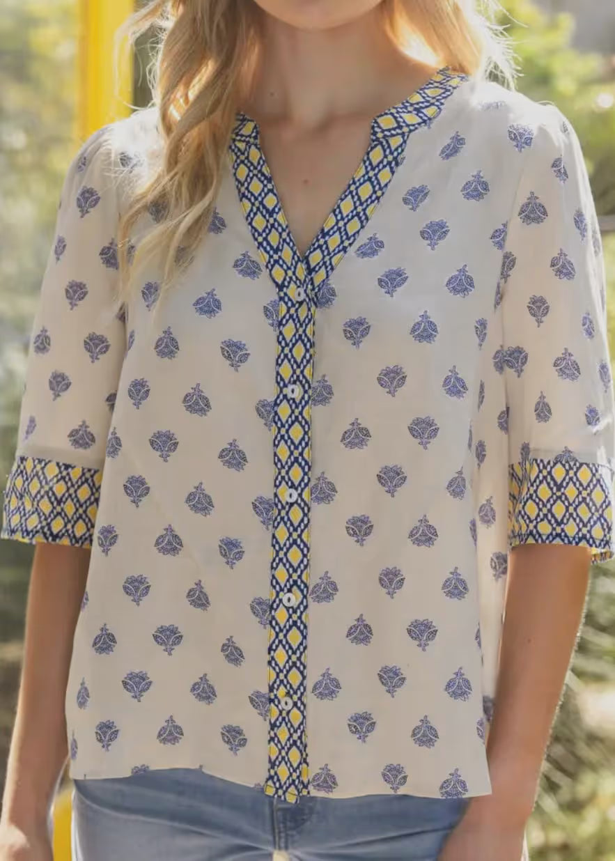 Stylish Floral Contrast Button-Up Top