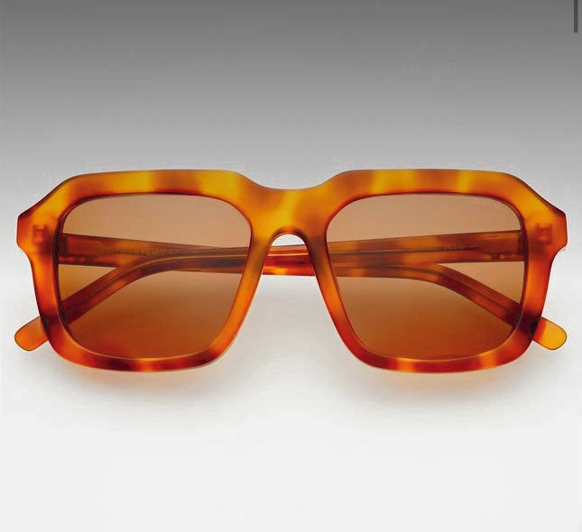 Chic Charlie Unisex Rectangular Sunglasses - Amber